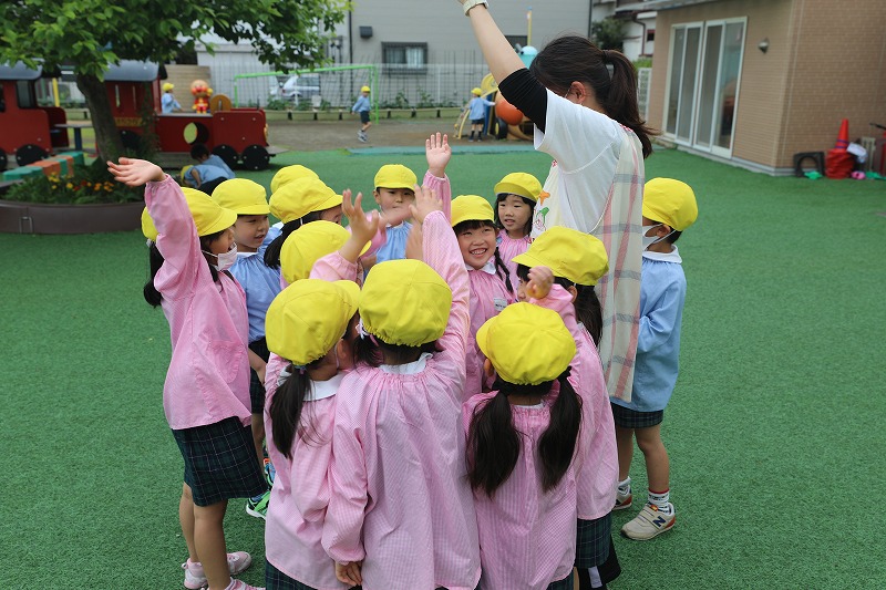 小鳩幼稚園の人工芝